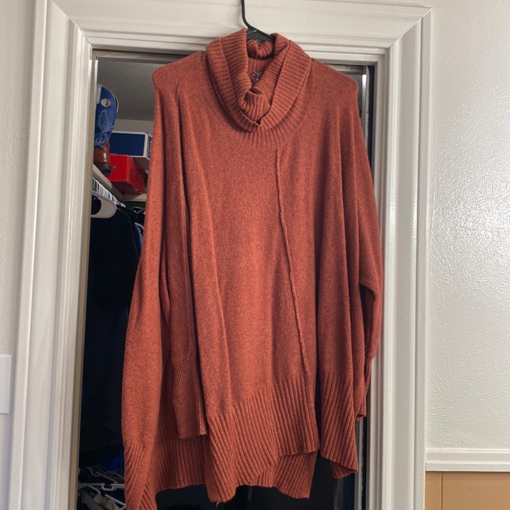 Jessica Simpson sweater/tunic